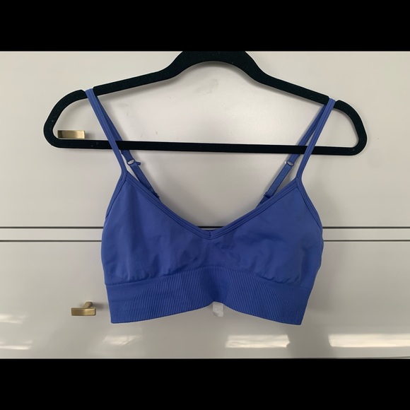 Lululemon Sports bra - Blue - size 10 - Picture 2 of 5